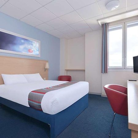 Travelodge Алфретон Номер фото
