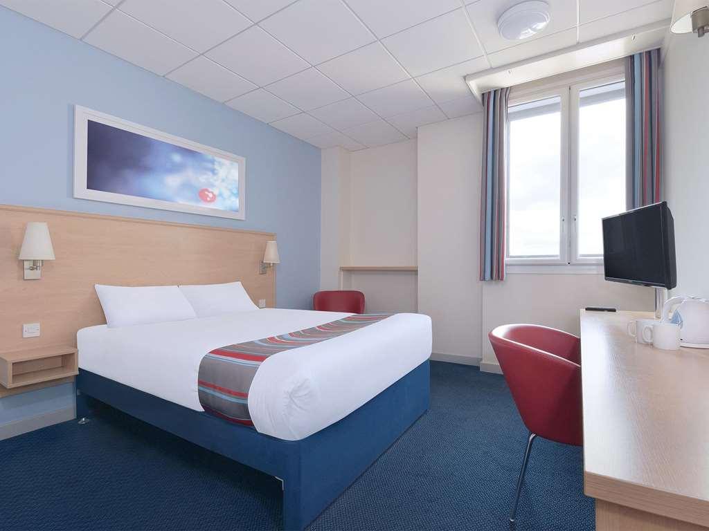 Travelodge Алфретон Номер фото
