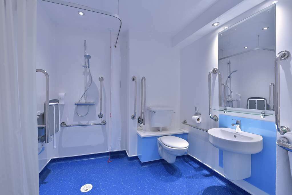 Travelodge Алфретон Номер фото